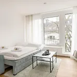 Shiny Homes - Center With Parking Place דירה Gütersloh