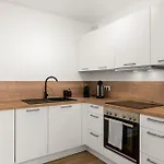Shiny Homes - Center With Parking Place דירה Gütersloh