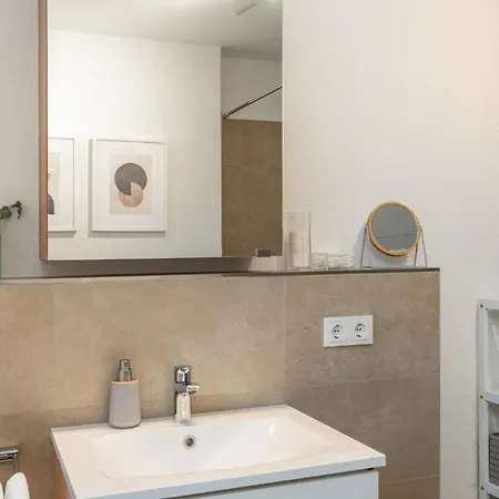 Shiny Homes - Center With Parking Place Gütersloh