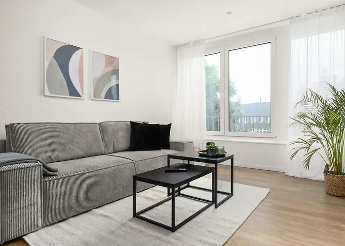 Shiny Homes - Center With Parking Place *