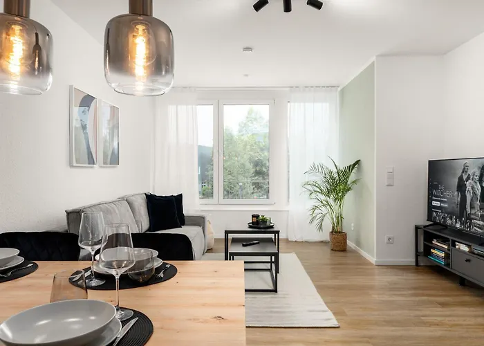 Shiny Homes - Center With Parking Place *